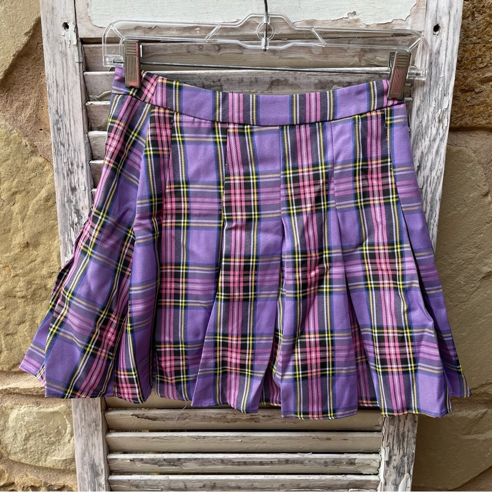 NWT M.N.I Los Angeles Women Plaid Mini  Casual Skirt S Purple Pink. L